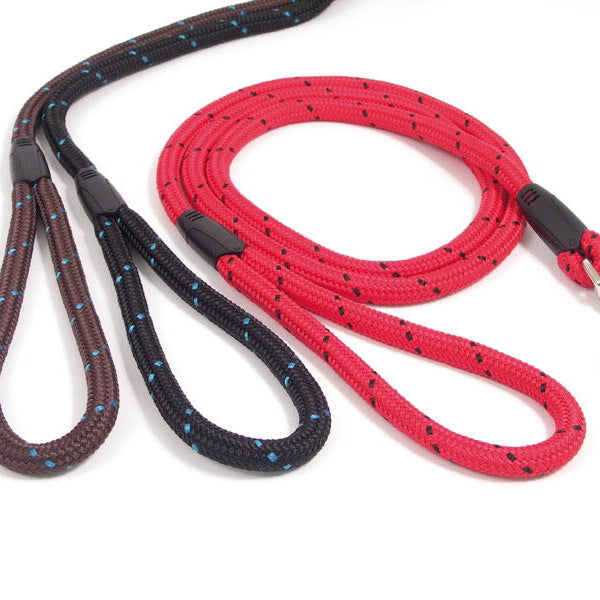 Rope Twist Lead Red/black 64"