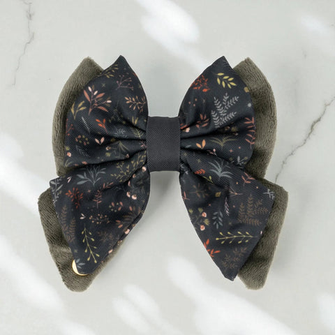 Wyld Cub - Dog Butterfly Bow Tie: Chiswick Ravenwood